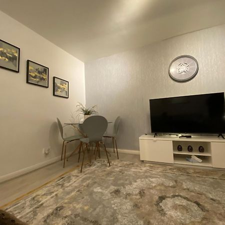 One Bedroom Flat In Chiswick W4 London Luaran gambar